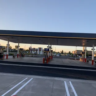 A&amp;A GAS STATION! MANTECA