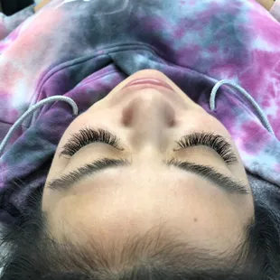 Full set lash extensions