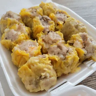 Look at these plump shumai! These were good!
