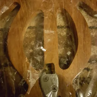 Honū key/purse hanger! Giving it 2 my Dr, so when I weigh myself at his office, I can hang my purse &amp; cane...