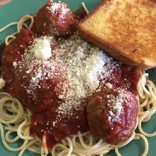 $8 lunch-spaghetti, 3 meatballs, garlic toast &amp; salad