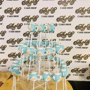Tea pot cake pops