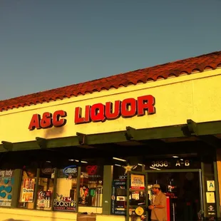 the front of a liquor store