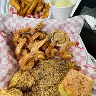 chicken wings and fried chicken, food