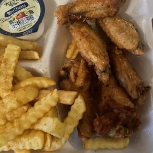 Lemon pepper wings and fries