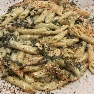 Chicken, spinach and artichoke pasta. It was good!