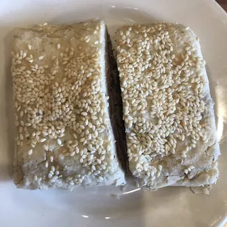 Chinese Sesame Biscuit W/sliced Pork