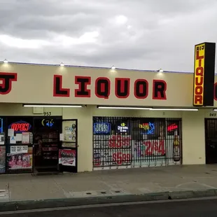 A & J Liquor