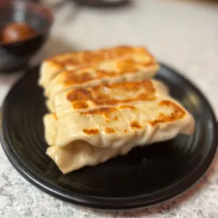 Gua Tie - pan fried pork dumplings