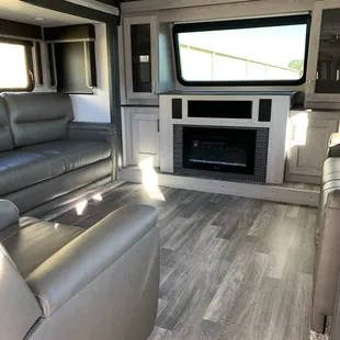 Montana High Country LRoom