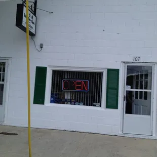 ows the outside of a building