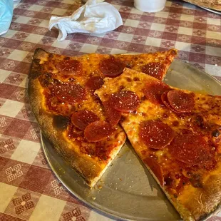 Two slices with soda