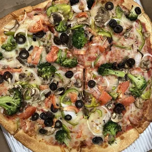 Vegetable pizza