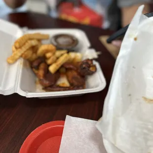 French Fries Hickory,Smoked Wings (6 Piece)