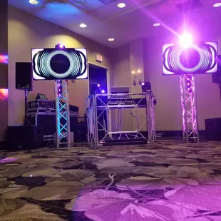 El Paso service karaoke