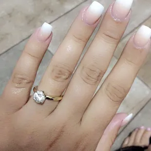 Ombré acrylic nails