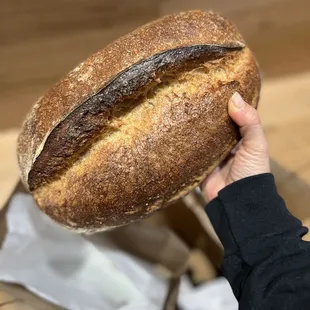 Country Sourdough IG: @a_cuteangleeats