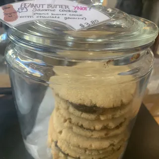 Flourless Peanut Butter Cookie