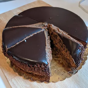 Chocolate mousse cake