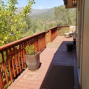 Walk way to Country Rose room