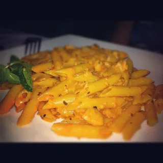 Penne al Salmone Lunch