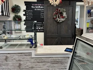 S&J’s CupCakery