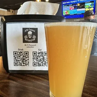 #fuzzybeaverhazy #somethingwickedneipa