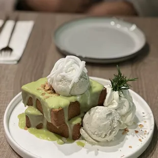 Pandan toast