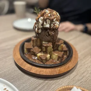 Hot plate chocolate toast