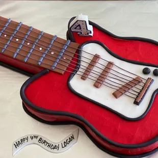 Guitar Cake