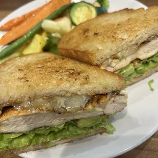 Cali Chicken Sandwich