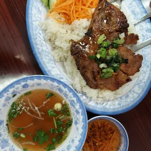 109. Com Suon Nuong - Grilled Pork Chop Broken Rice Plate