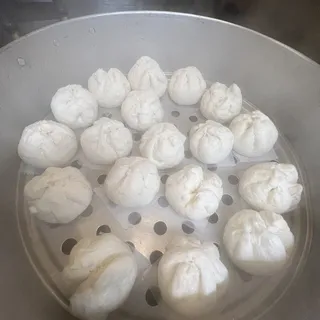7. Banh Bao ( Steamed Pork Buns)  (2)