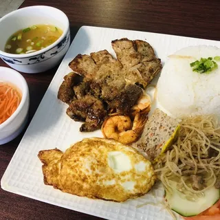 21. Com Suon Nuong (Grilled Pork Chops and Rice)