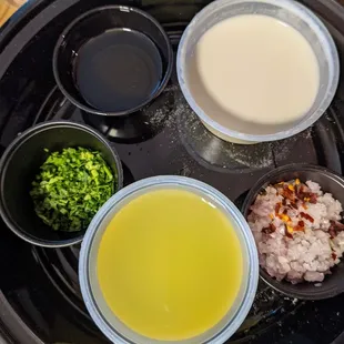 Mussels - prepare at home - broth and seasonings