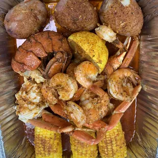 H. 1/2lb Snow Crab Legs, 1/2lb Shrimp(No Head) and 1x 6oz Lobster Tails Combo