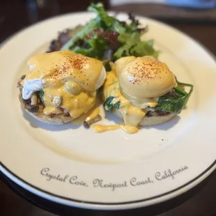Lobster egg benedict
