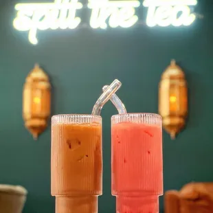 two glasses of tea