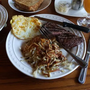 everything overcooked, cold partials potatoes