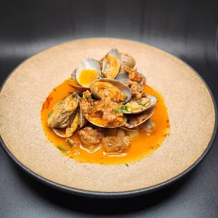 Clams &amp; Txorizo Lurreko