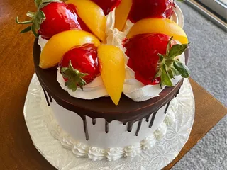 Pajai Fruit Arrangements & Bakery