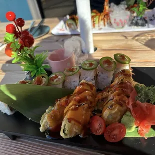 LS6. Special Roll Combo Lunch Special