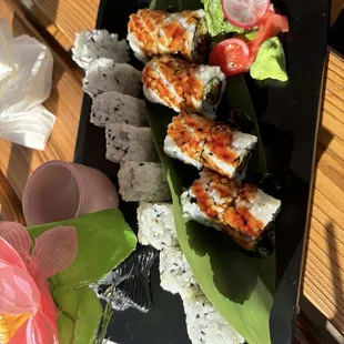 LS5. Regular Roll Combo Lunch Special