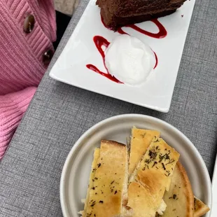 Double Chocolate Fudge Cake