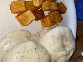 Magnolia Motor Lounge