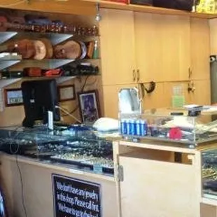 Honolulu, HI Pawn Shop and Jewelry Exchange