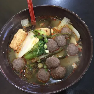 M4. Beef Balls Mala Tang