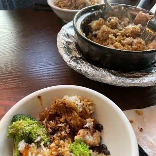 Spare Ribs with Black Bean Stone Pot Rice