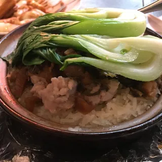 Pork Patty with Pickled Cabbage Stone Pot Rice