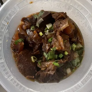 Rice Rolls Stone Pot with Brasied Beef Brisket